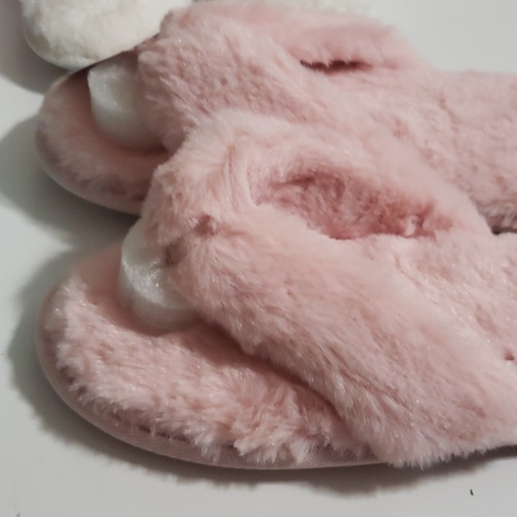 NEW Flip Flop Slippers Thong Faux Fur Pastel S M L - Picture 3 of 8